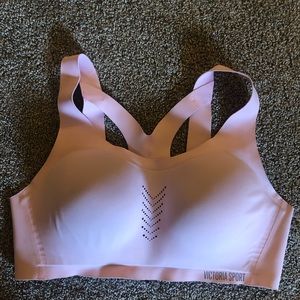 VS Sports Bra (36C)